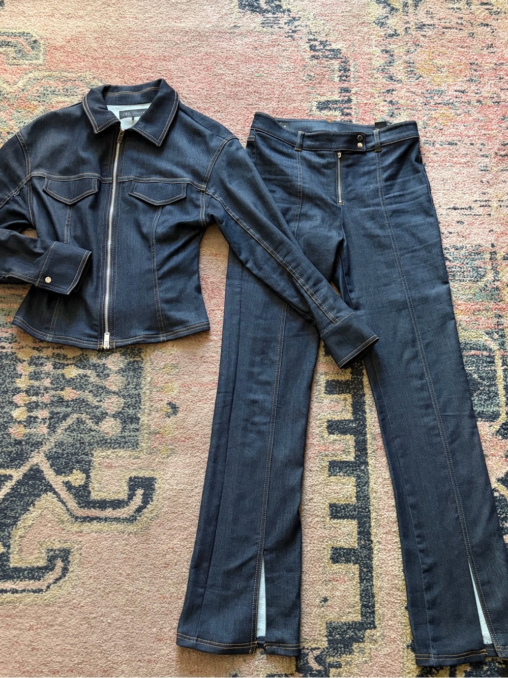 Zara Dark Indigo 2-piece set. Fitted jacket /Bootcut Denim Pants